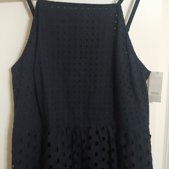 NWT Ann Taylor Loft BLack Eyelet Dress. Size 6P - Picture 4 of 8